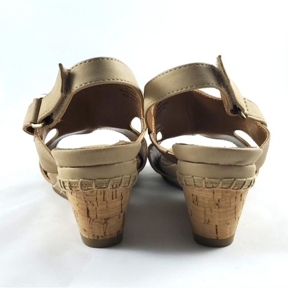 Aerosoles Heelrest Shortcake Wedge Slingback Sand Walking Sandals Size 7.5W - Picture 9 of 14
